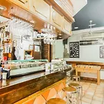 Guest house Bar El Gato Del Acueducto Segovia