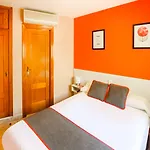 Guest house Bar El Gato Del Acueducto Segovia