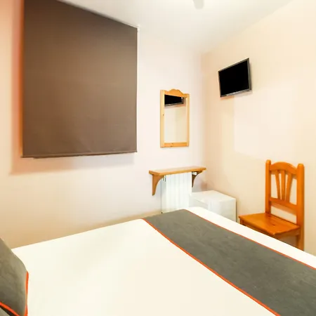 Bar El Gato Del Acueducto Πανσιόν 2*