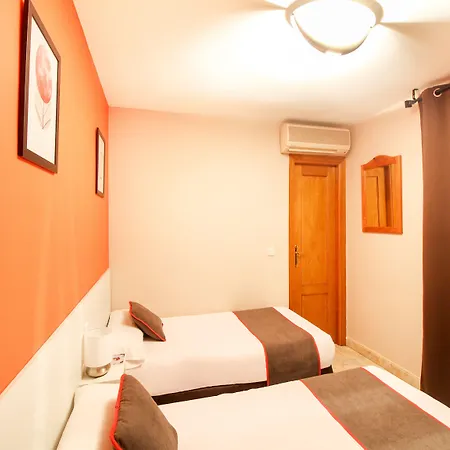 Bar El Gato Del Acueducto Πανσιόν Σεγκόβια