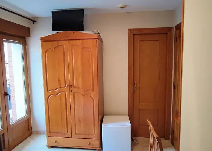 Bar El Gato Del Acueducto Guest house 2*