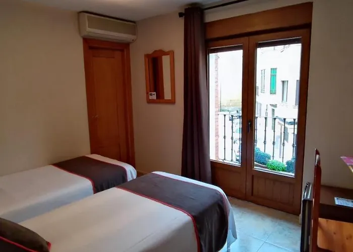 Bar El Gato Del Acueducto Σεγκόβια