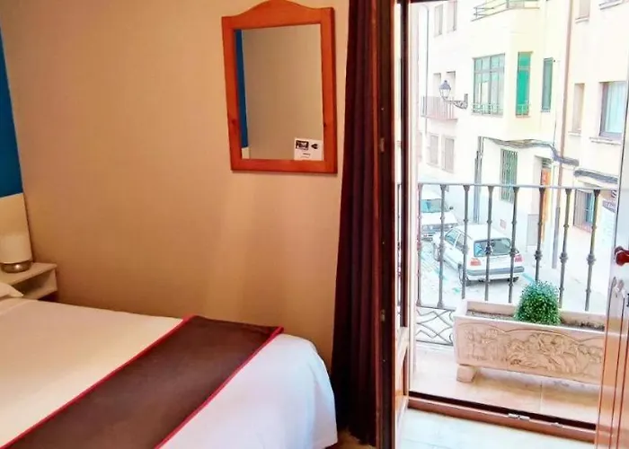 Πανσιόν Bar El Gato Del Acueducto