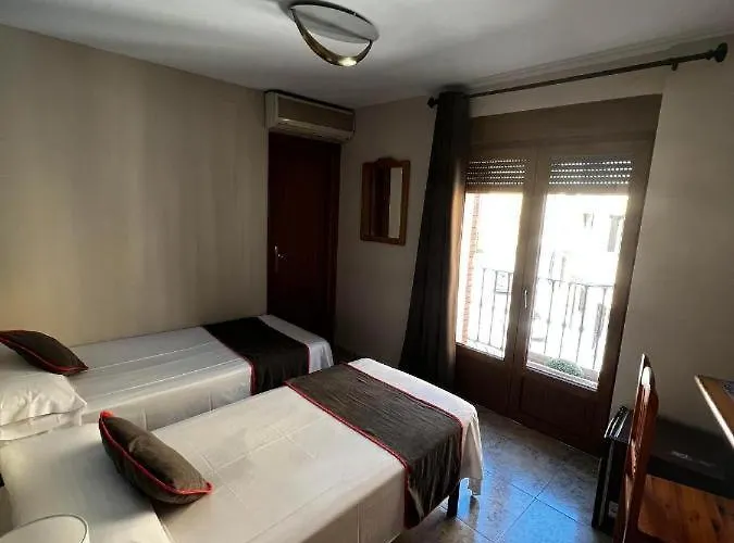 Πανσιόν Bar El Gato Del Acueducto Σεγκόβια