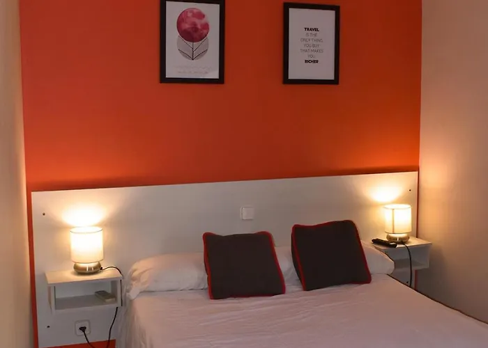 Bar El Gato Del Acueducto Guest house